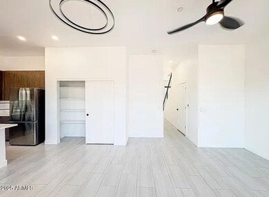 3107 N 39th St unit 9, Phoenix, AZ 85018 - photo 2