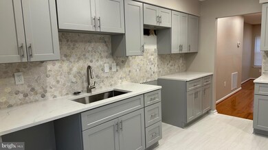 12308 Sandy Point Ct, Silver Spring, MD 20904 - photo 2