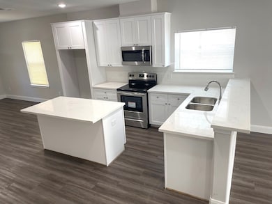 9325 Camay Dr unit B, Houston, TX 77016 - photo 6