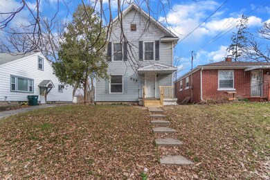 04-835-Larned-St-WindowStill-Real-Estate