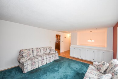 16 Griffiths Dr, Durham, NH 03824 - photo 4