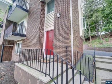 850 Bloomfield Ave unit A3, Montclair, NJ 07042 - photo 3