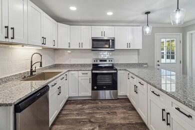 107 S Ralph St, Claxton, GA 30417 - photo 4