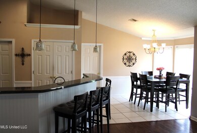 Snack Bar and Dining Area