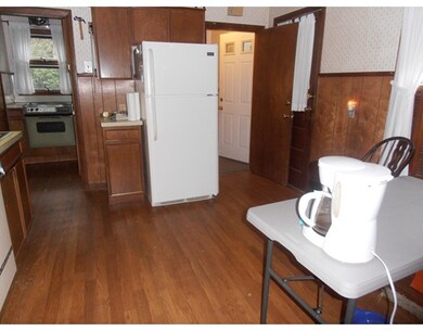 61 Hampden St, Indian Orchard, MA 01151 - photo 3