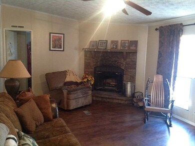 633 Chapman Rd, Macon, GA 31211 - photo 4