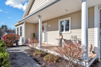 30 Sand Point Ln