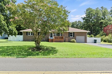 490 Thompson Ave, West Point, VA 23181 - photo 2