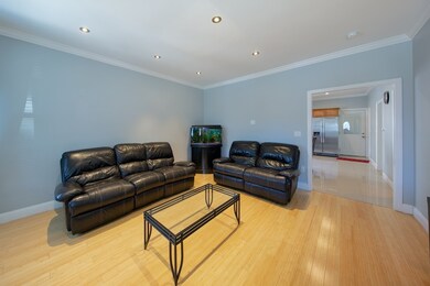 26 Winsor St, Fairhaven, MA 02719 - photo 3