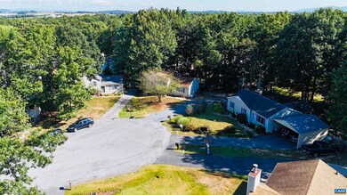 16 Kingston Ct, Stuarts Draft, VA 24477 - photo 2