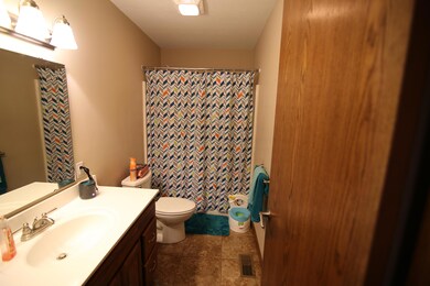 2601 Ferris Dr, Mountain Grove, MO 65711 - photo 4