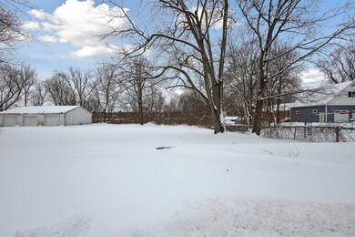 19-704-N-3rd-St-Niles-MI-49120-WindowSti