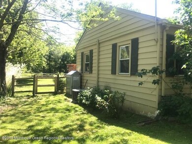 32 Hornerstown Rd. Wood #4