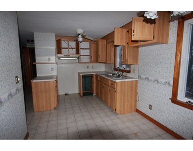 44 Fairhaven Dr, Indian Orchard, MA 01151 - photo 5