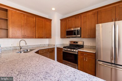 6305 Summer Moon Ln, Alexandria, VA 22312 - photo 7