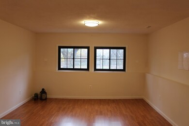 9115 Goldamber Garth, Columbia, MD 21045 - photo 6