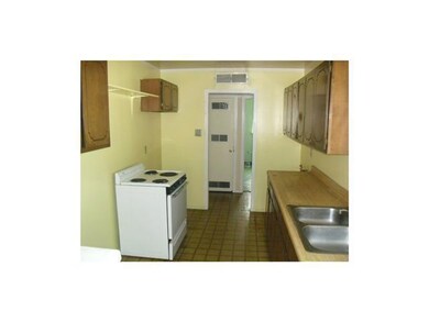 7823 Candlewood Ave, El Paso, TX 79925 - photo 4