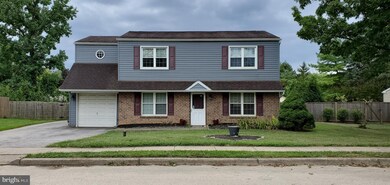 326 Flourtown Rd, Lafayette Hill, PA 19444 - photo 2
