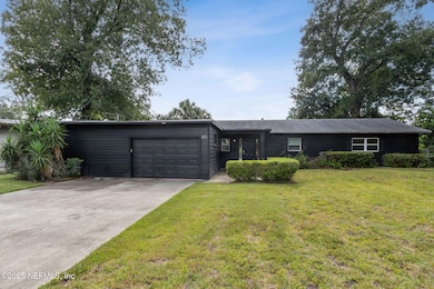 704 Seabrook Cove Rd, Jacksonville, FL 32211 - photo 2