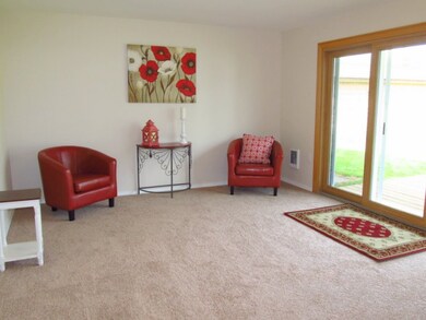 8640 Pepperidge Ln SE, Yelm, WA 98597 - photo 4