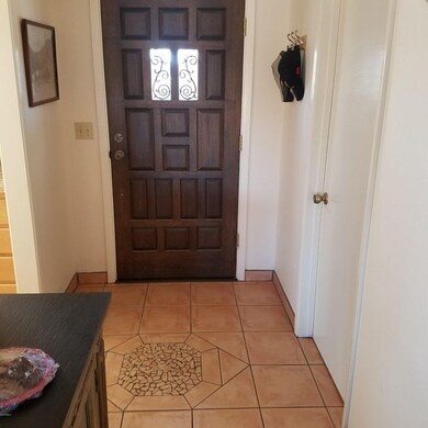 Entry/Inlaid design