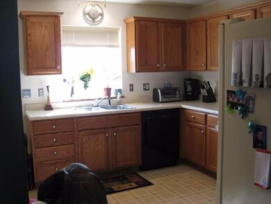 929 Monterrey Ct unit B, Crown Point, IN 46307 - photo 6