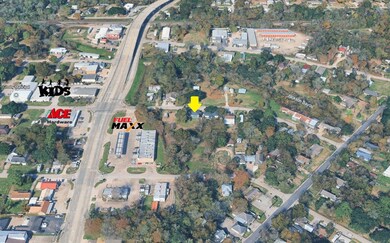 Located in the heart of Crosby, this complex has e