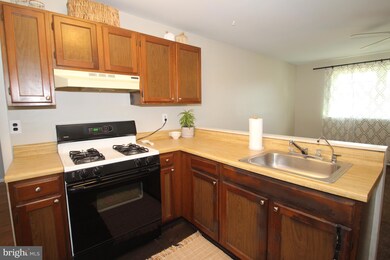 12 Kildoon Dr, Newark, DE 19702 - photo 6