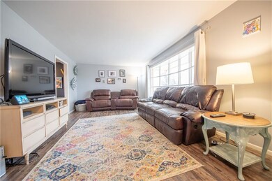 3014 Fairlawn Dr, Columbus, IN 47203 - photo 5