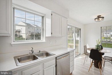 211 Blueridge Ct, Stafford, VA 22554 - photo 4