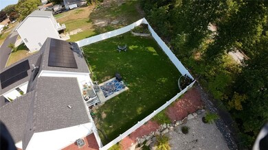 456 Lucille St, Woonsocket, RI 02895 - photo 4