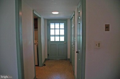 27469 Southside Island Creek Rd, Trappe, MD 21673 - photo 7