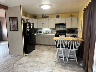 10 Chenago Kitchen