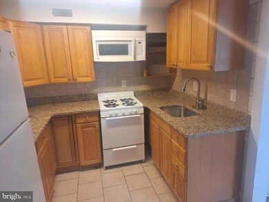 201 UNIT B Chester Ave, Moorestown, NJ 08057 - photo 4