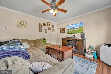 17 Linden St, Leola, PA 17540 - photo 3