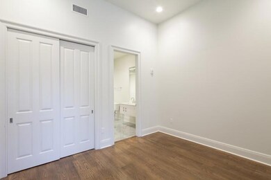 1823 Prytania St unit 104, New Orleans, LA 70130 - photo 3
