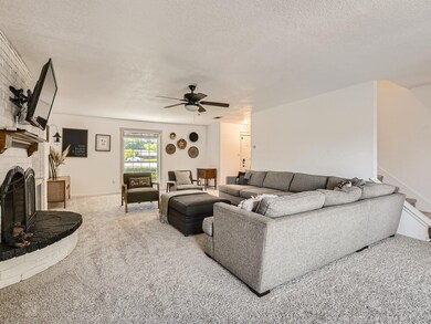 2832 Toni Ct, Hurst, TX 76054 - photo 7