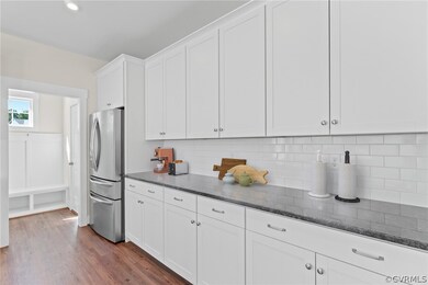 PHOTOS ARE FROM BUILDER'S LIBRARY OF SIMILAR HOME