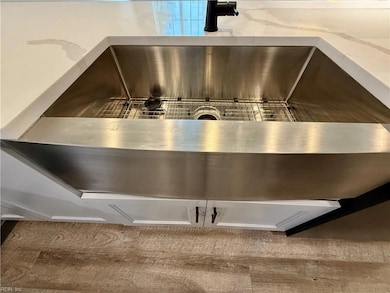 kitchen-Kraus stainless steel apron front sink
