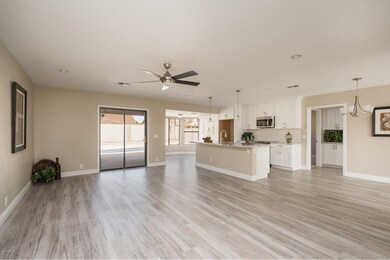 4316EJaniceWayPhoenix-4