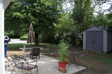 1103 Belmont Ave, Shelbyville, TN 37160 - photo 2