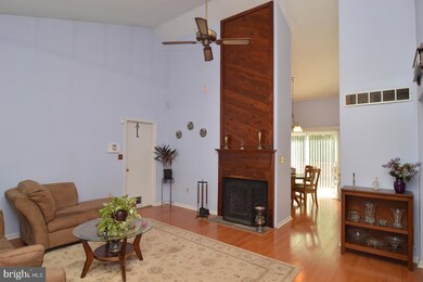 2015 Quail Hollow Dr, Reading, PA 19606 - photo 4