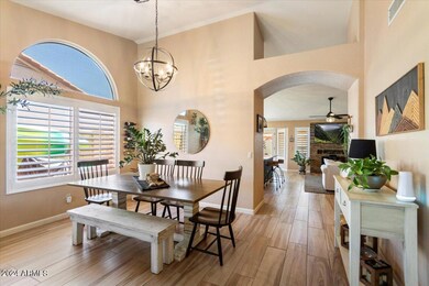 Entry Way/Formal Dining