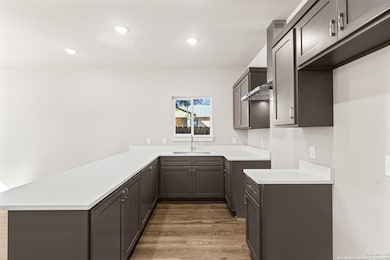 847 Porter St, San Antonio, TX 78210 - photo 4