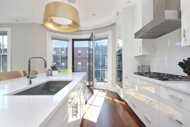 126 Pembroke St unit 2, Boston, MA 02118 - photo 3