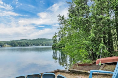 Beautiful Lake Waukewan
