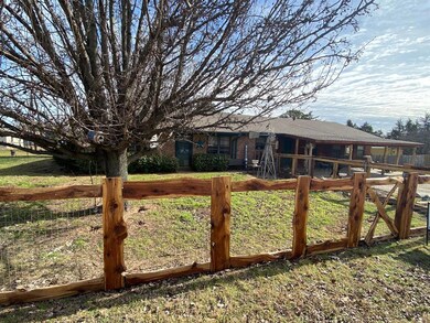 680 Old Airport Rd, Denison, TX 75021 - photo 4