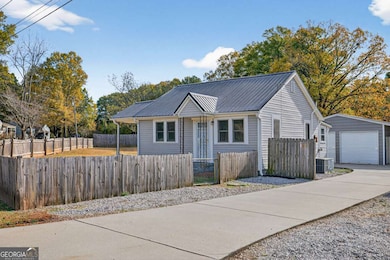 132 Victory Dr, Monroe, GA 30655 - photo 4