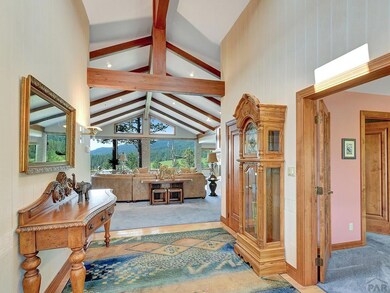 Interior entryway