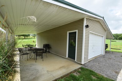 1295 Yoder Tipton Rd Taylorsviller KY (2